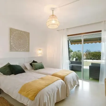 House Experience Violeta *